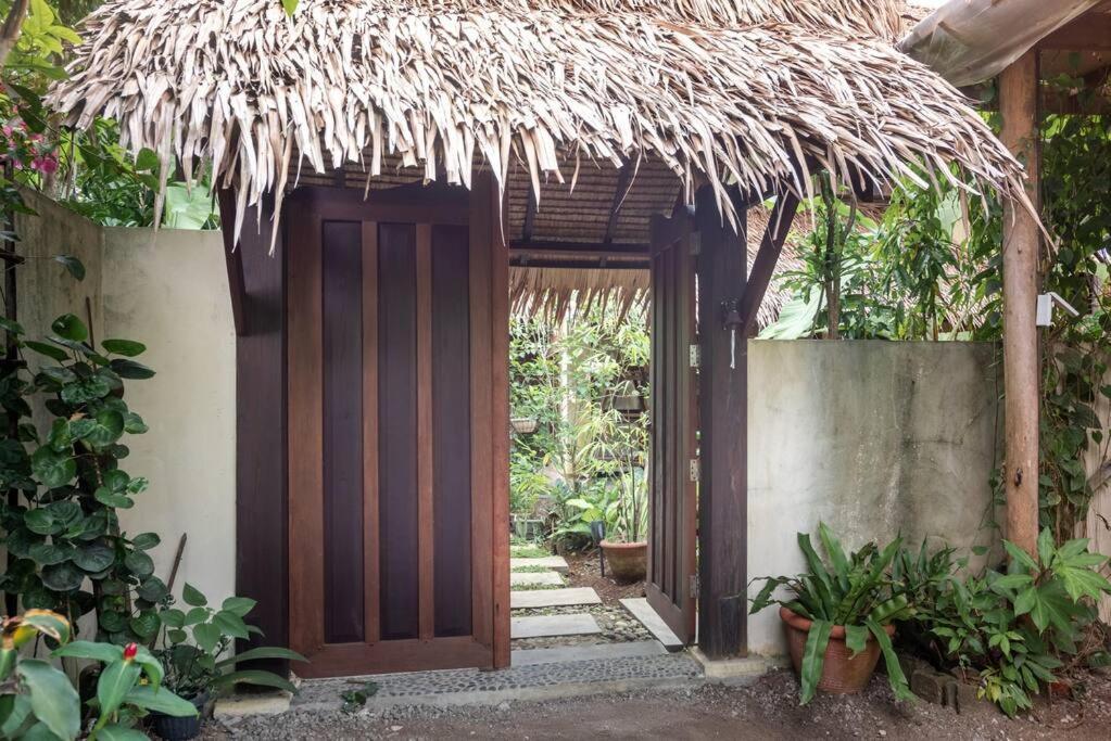 Alaia Hideaway Villa General Luna  Ngoại thất bức ảnh